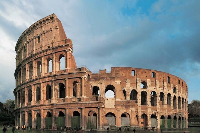 Colosseum Guided Tour with Roman Forum and Palatine Hill Entrance - Key highlights at a glance