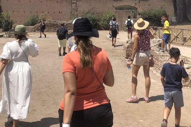 Kid-Friendly Colosseum & Roman Forum Tour with local guide - What to expect on the day (simple planning)