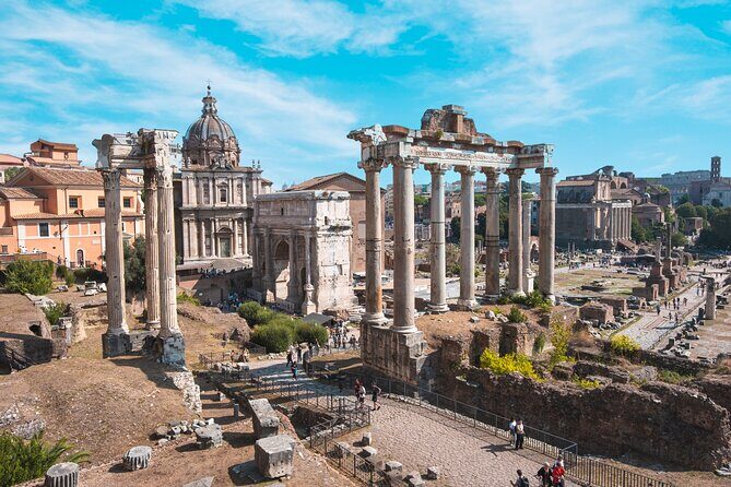 Rome: Colosseum, Palatine Hill & Roman Forum Small Group Tour - Stop 1: Foro Romano and the heart of old political Rome